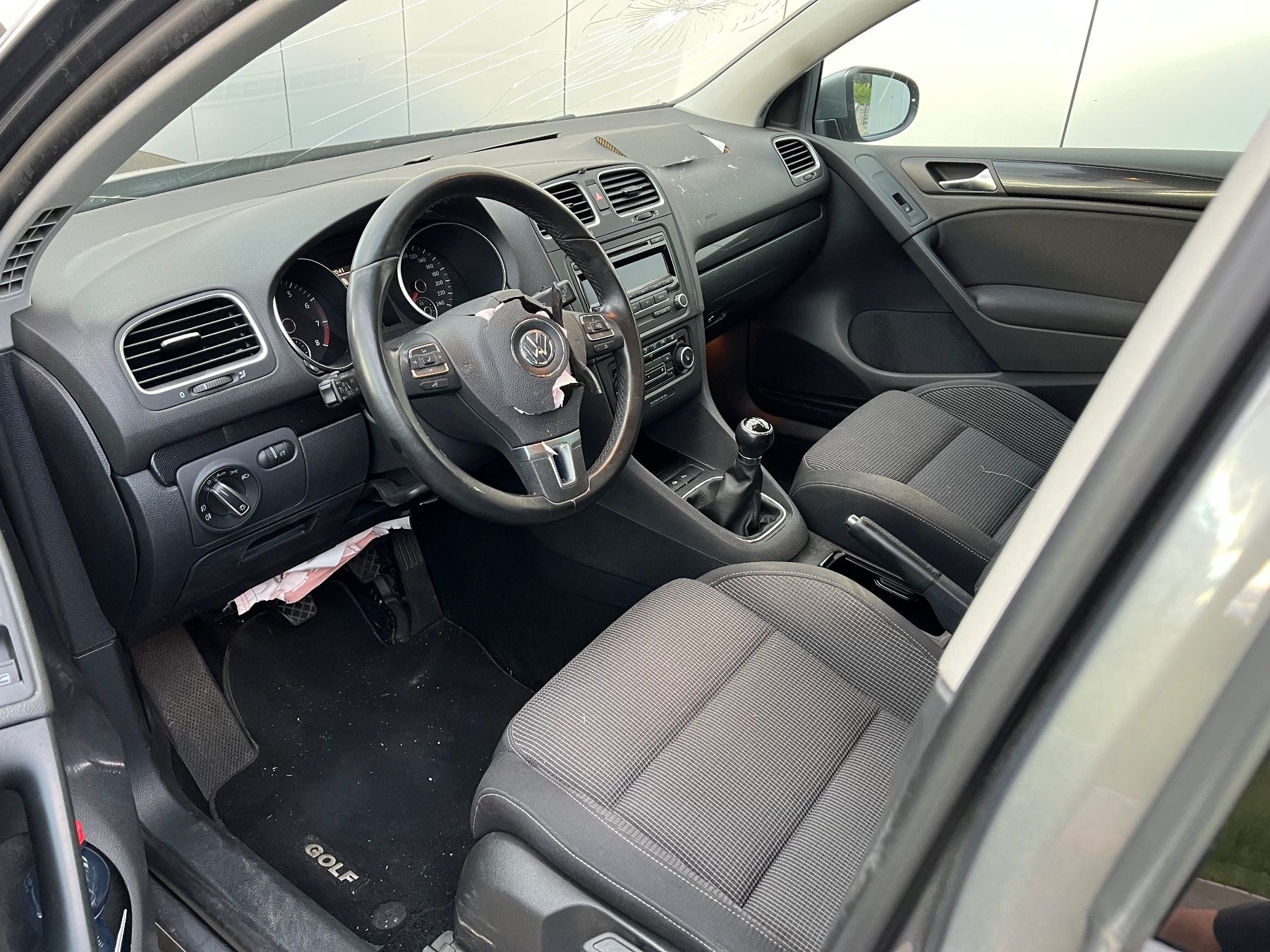 VW Automobili: VW Golf 6 1,4l TSI Unfall Auto – Usato da Safenwil venduto da vw-teile 6