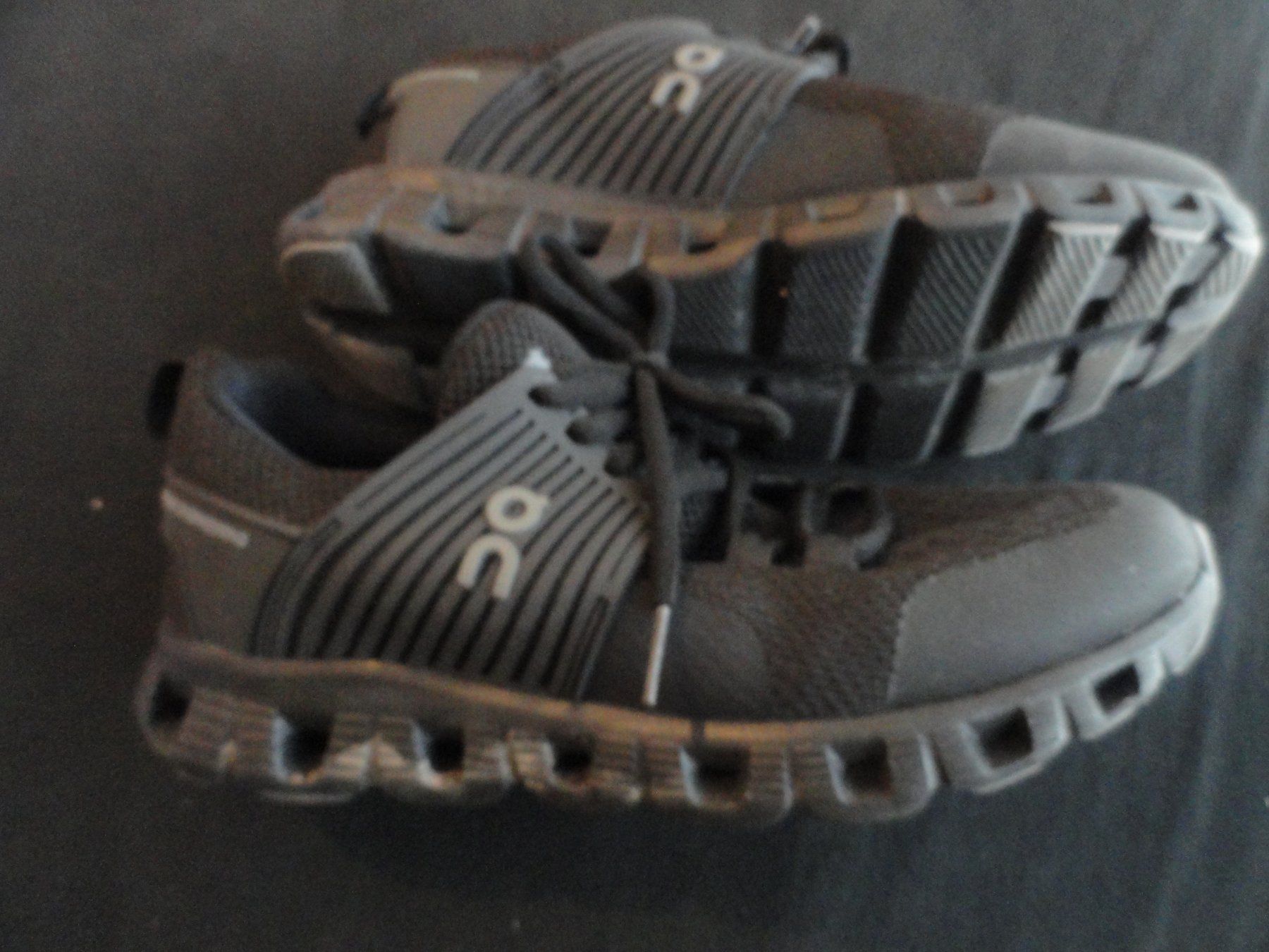 On Scarpe da donna: ON SCHUH GR. 39 *** – Usato da Uetendorf venduto da bibibop