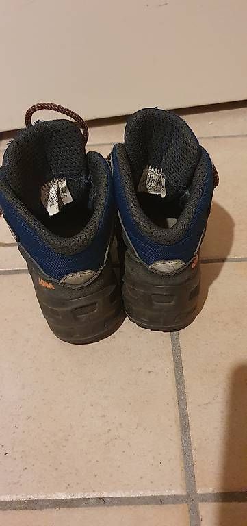 Lowa Scarpe per ragazzi: Lowa Treckingschuhe – Usato da Uitikon Waldegg venduto da sgrimmer 4