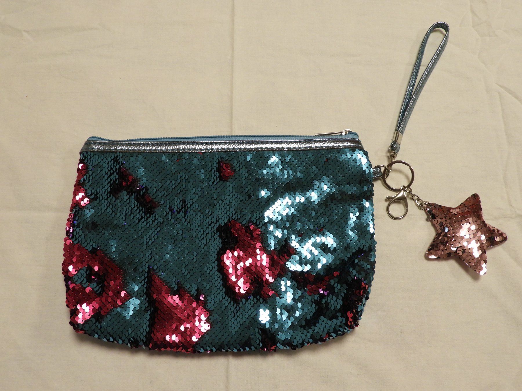 Borse & Zaini: Trousse/Sac à paillettes , NEUF! – Nuovo (secondo la descrizione) da Dombresson venduto da sev_bsb8 3