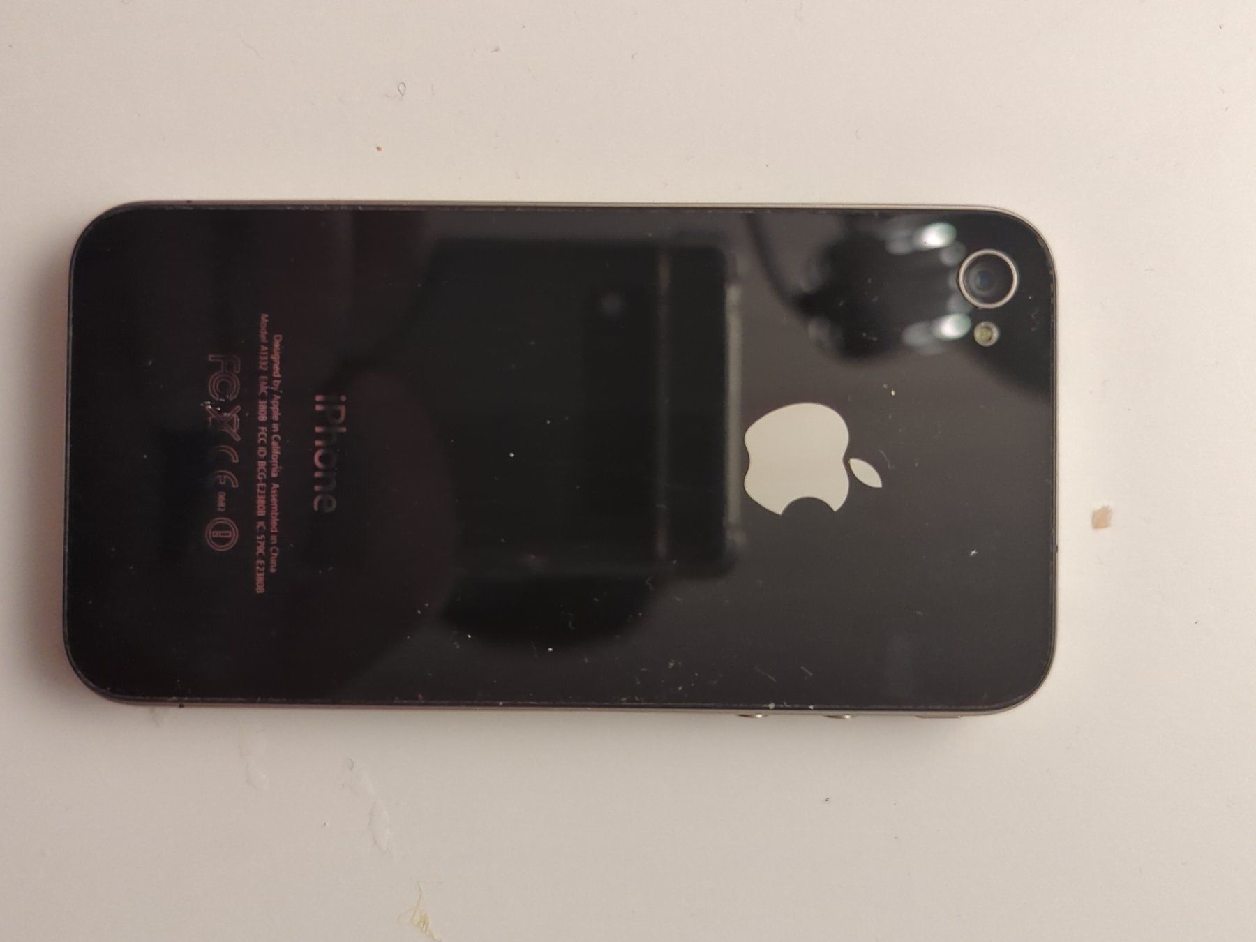 Apple Handys / Smartphones: iphone 4 black 16gb with new battery – Gebraucht aus Bellinzona von SuisseElectronics 3