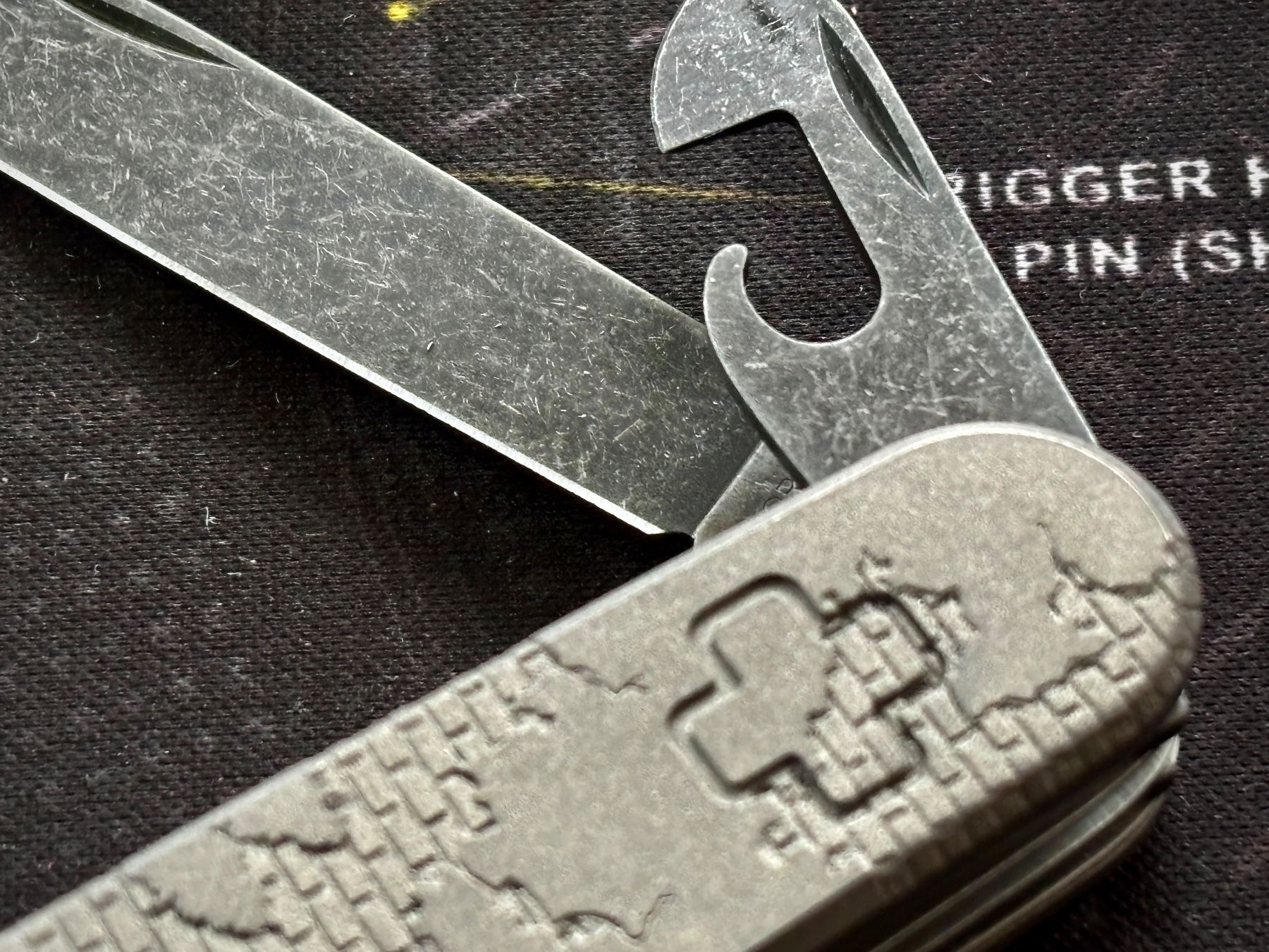 Victorinox Coltelli tascabile: Victorinox Climber - DC-Titan Broken Wall - Stonewashed – Nuovo (secondo la descrizione) da Frauenkappelen venduto da Doc_Snyder 1