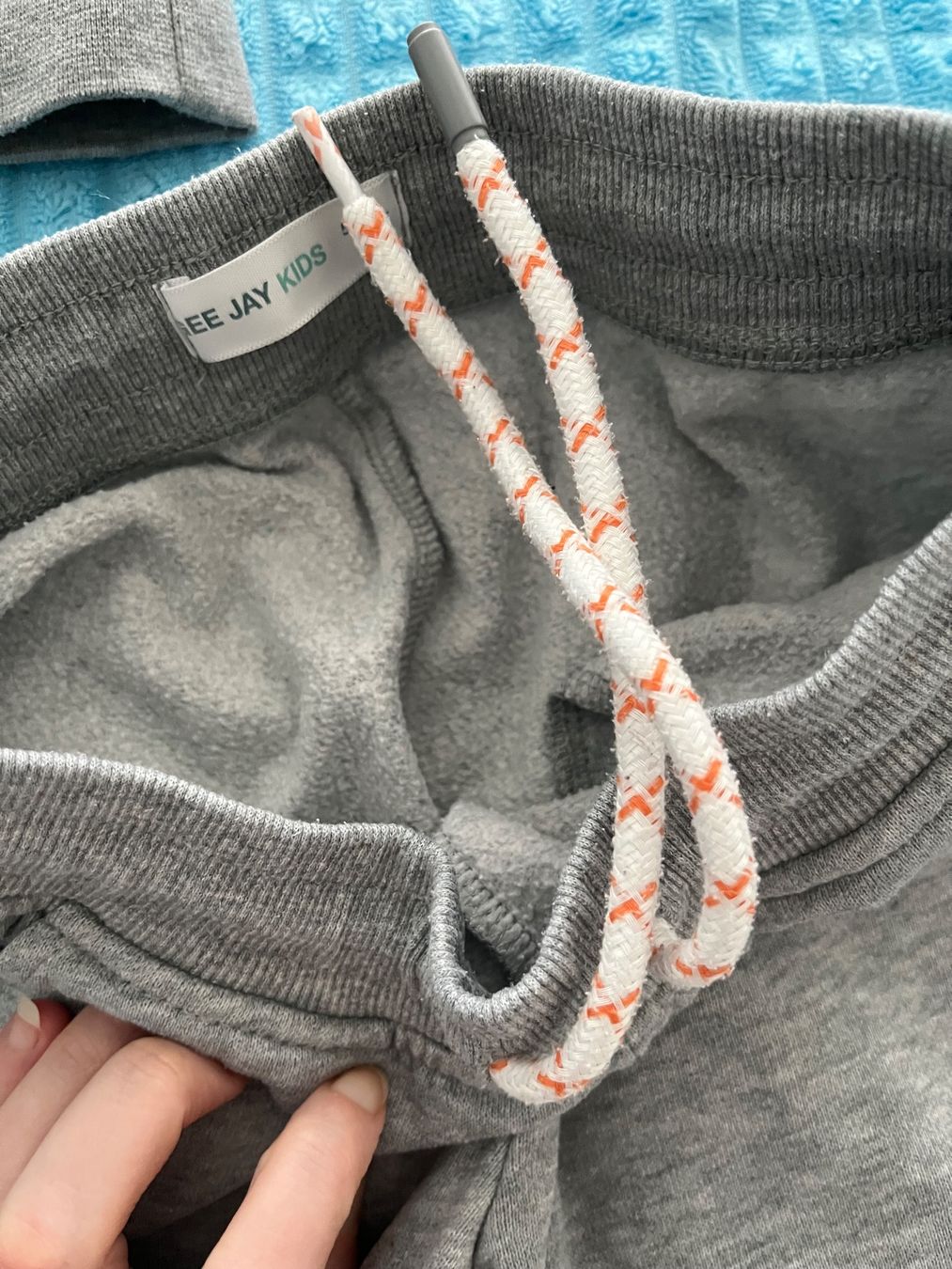 Ensembles coordonnés: Joggers Gr. 116 – D'occasion à Bern par kho_s6j8 1
