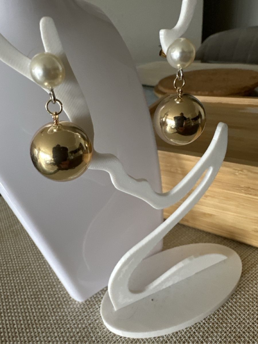 Orecchini pendenti & Orecchini a lobo: Statement Earrings - Pearl & Gold Tone - Party Ready – Usato da Bouveret venduto da dou_g8q7 1