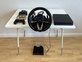 Playstation 4 mit Lenkrad, Pedalen und 3 Controller