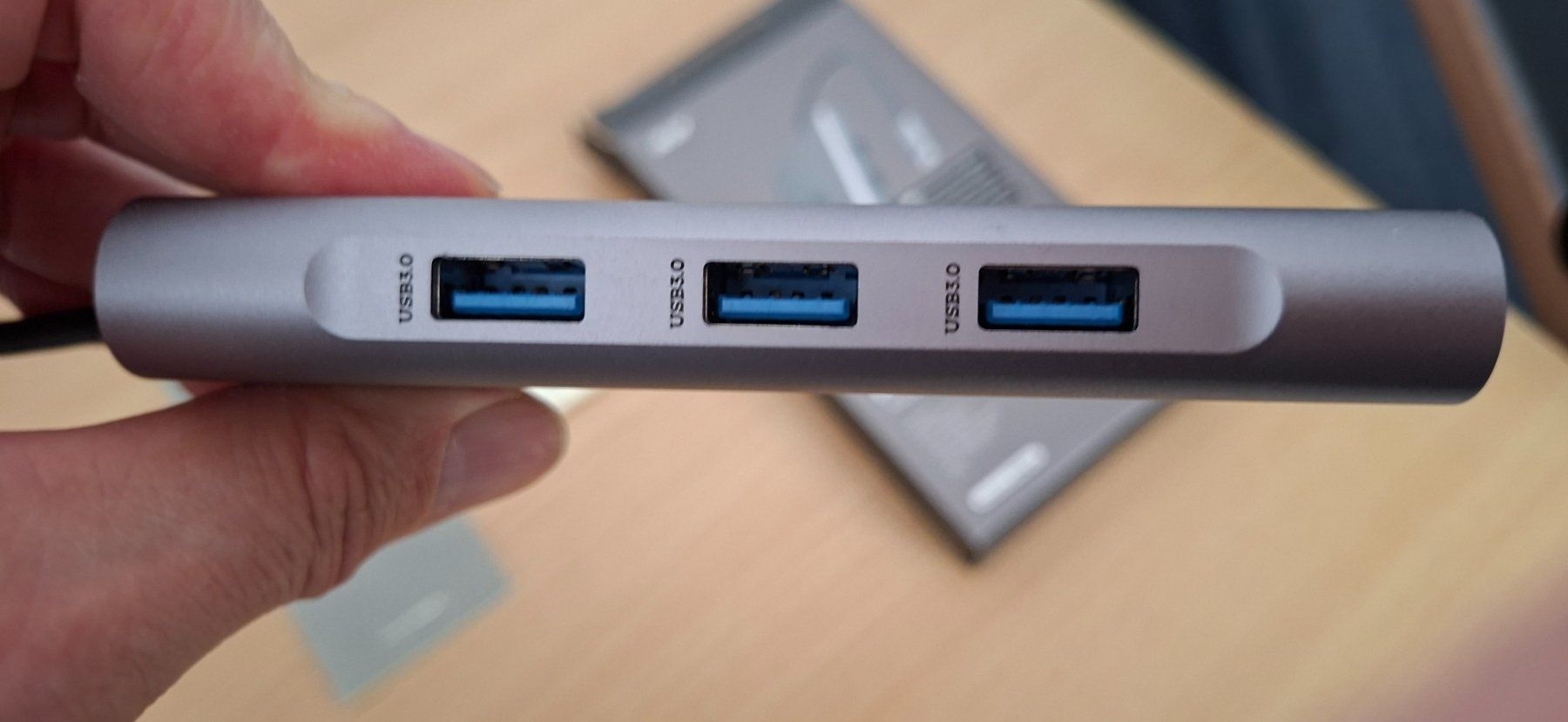 Docking station: Acer 10 port mini Dock (neu) – Nuovo e nell'imballaggio originale da Birrhard venduto da Pry 5
