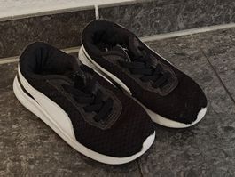 Puma baskets enfant, taille 23, en  bon état !