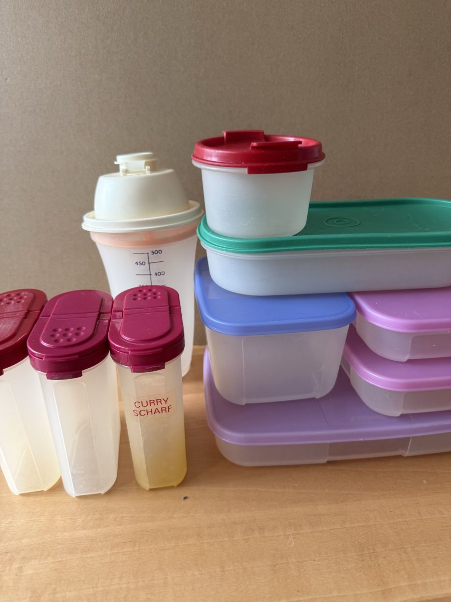 Tupperware Behälter & Ähnliches: Tupperware Vorratsbehälter Set gemischt – Gebraucht aus Mettmenstetten von _4_YOU_