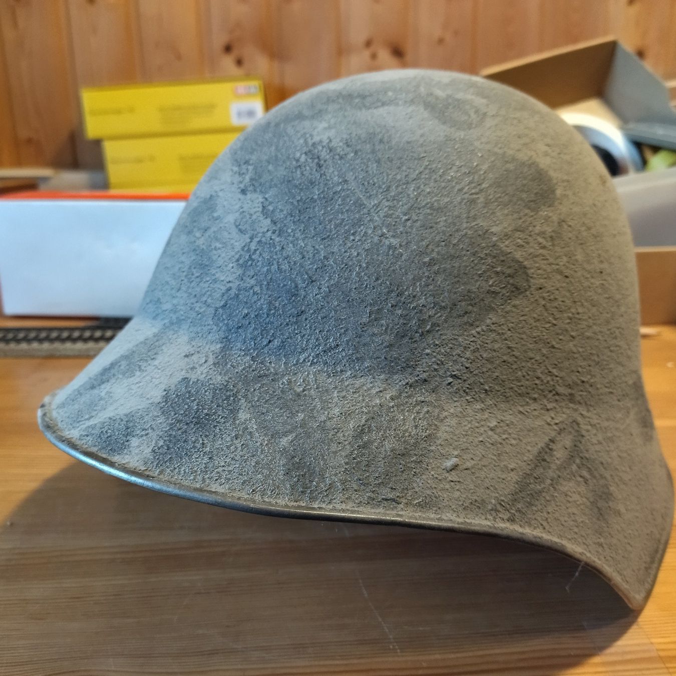Schweizer Armee Uniformi & Effetti personali: Schweizer Stahlhelm – Usato da Basel venduto da BeanieUp 2