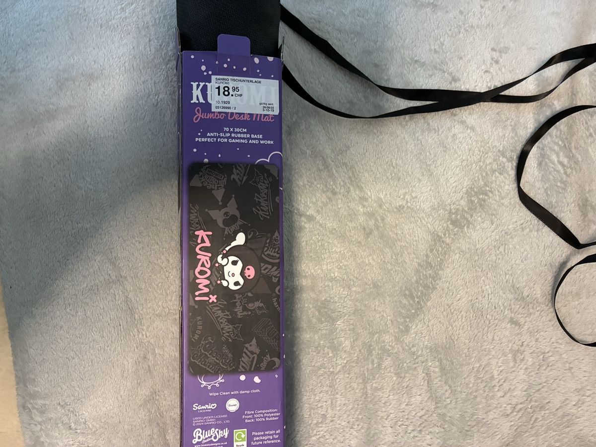 Tappetini per mouse: Jumbo Desk Mat, Kuromi – Usato da Opfikon venduto da Valentina2606