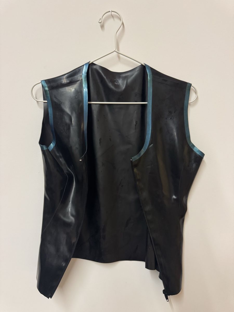 Gilet & Giacche senza maniche: Latex Gilet  – Usato da Meisterschwanden venduto da sim_2nwm
