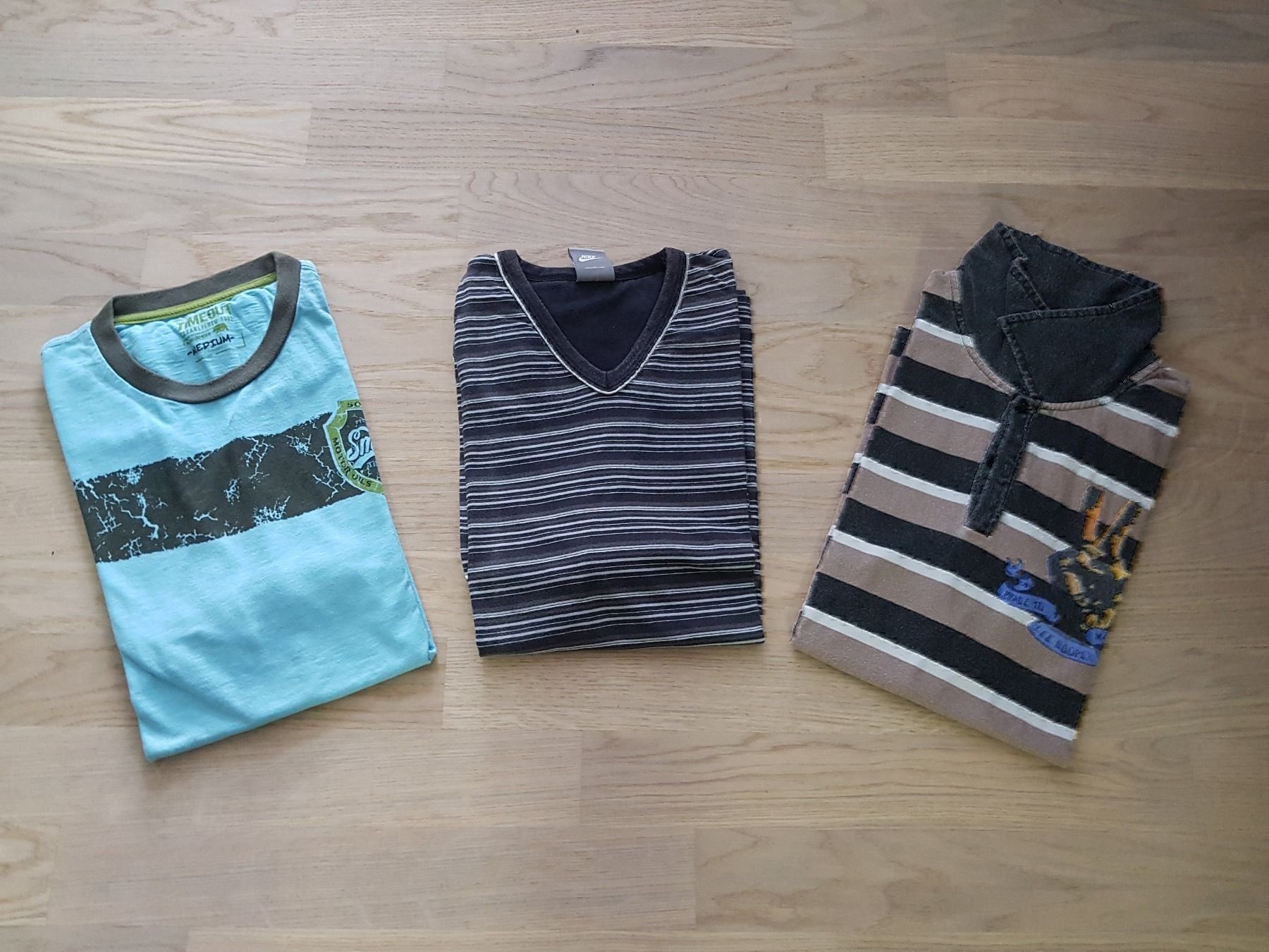 Nike Lotti di vestiti: Kleider Paket Nike Lee Cooper Gr. M – Nuovo (secondo la descrizione) da Sachseln venduto da Palur