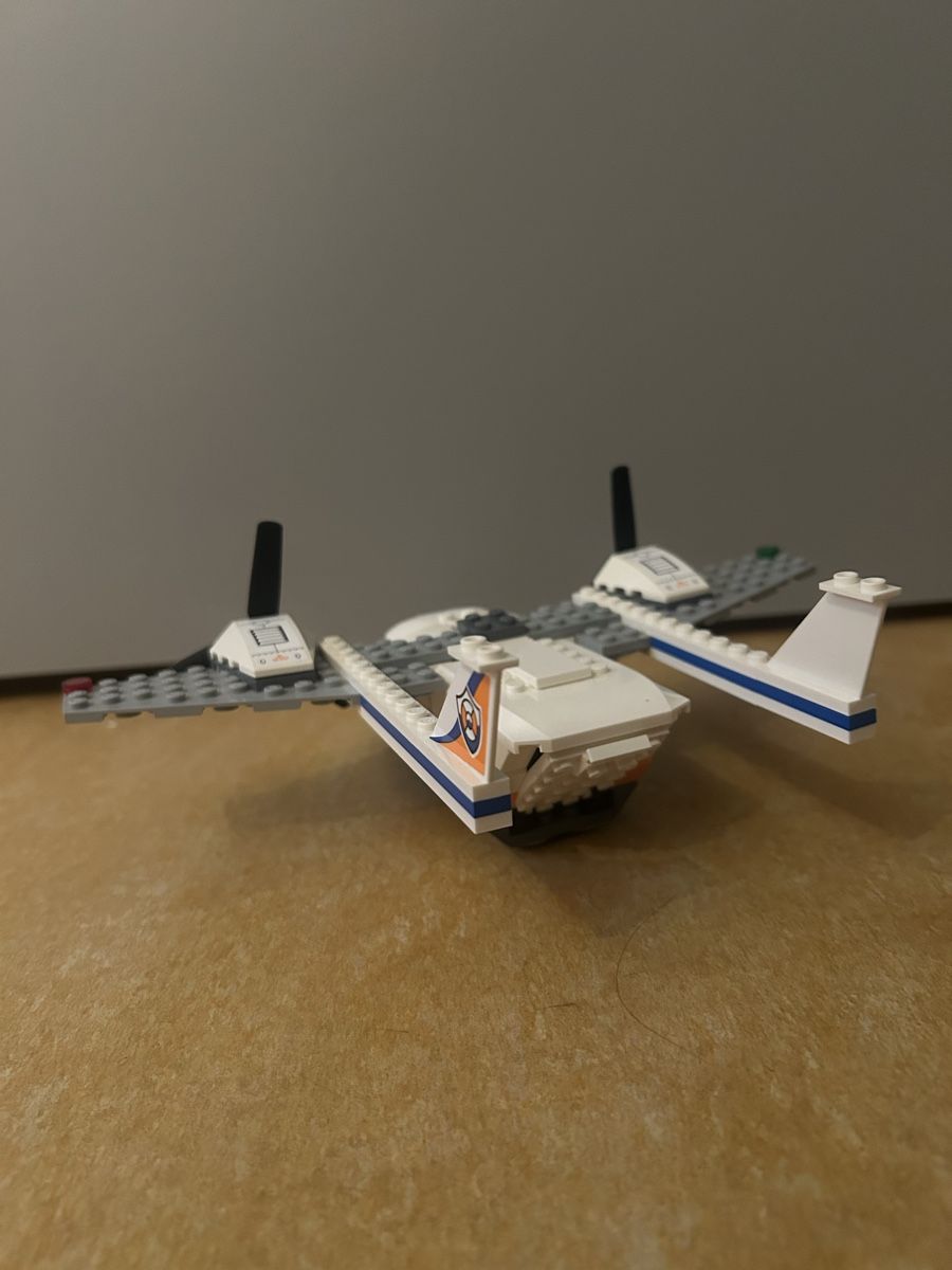 Lego Spielzeuge: Lego City Flugzeug unvollständig – Gebraucht aus Dättlikon von Aurel2000rr9 3