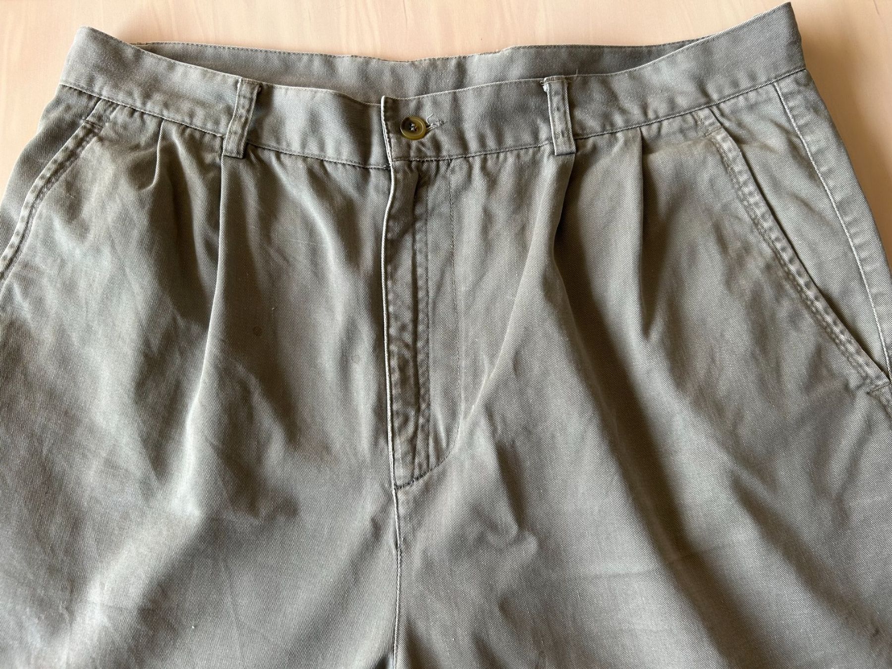 Hosen: Bermuda-Shorts, Gr.52 (L) – Gebraucht aus Russikon von Pebblybeach 1