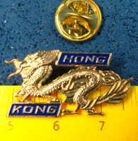 HONG KONG CHINA DRACHEN SCHMUCK PIN CUTOUT GOLDIG