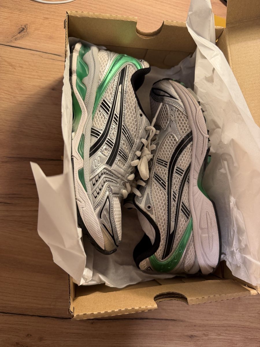 Asics Scarpe da uomo: ASICS Gel-Kayano 14 - Grösse 37 – Usato da Bern venduto da oaicu