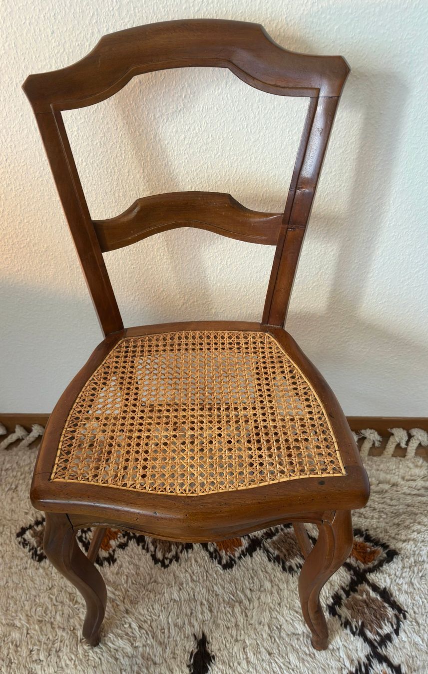 Set di tavolo e panche: Table demie-lune avec 4 chaises – Usato da Grancy venduto da Nikojardins 3