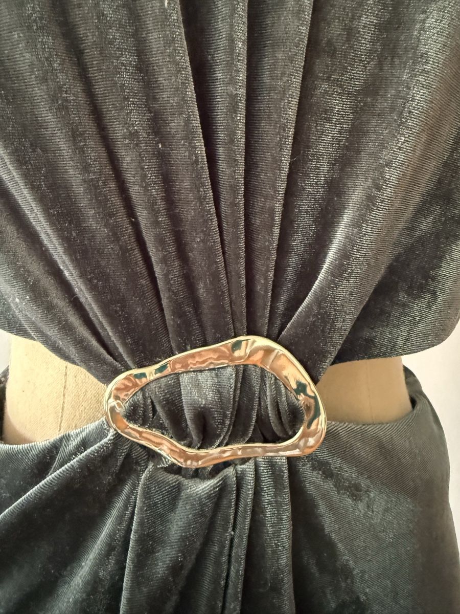 Zara Vestiti: Zara Abendkleid Grösse M – Usato da Stallikon venduto da Weihnachtsgnom 1