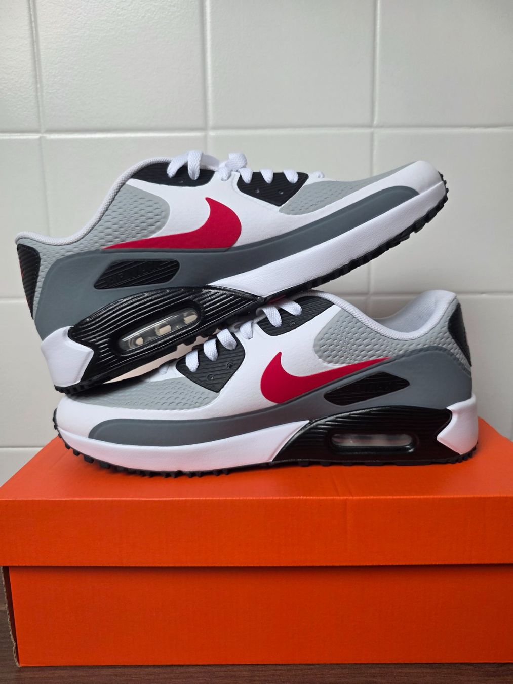 Nike Herrenschuhe: Nike Air Max 90 – Neu und originalverpackt aus Fleurier von dav_xx8y 1