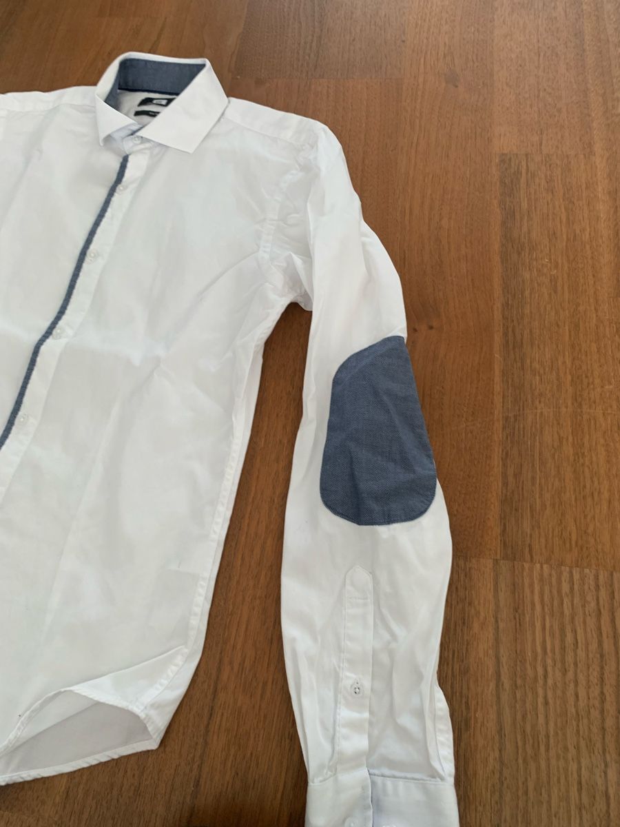 Hemden, T-Shirts & Polos: 2 Hemden WE + H\&M Slim Fit Gr. S – Gebraucht aus Aarwangen von ChristineHoKa 2