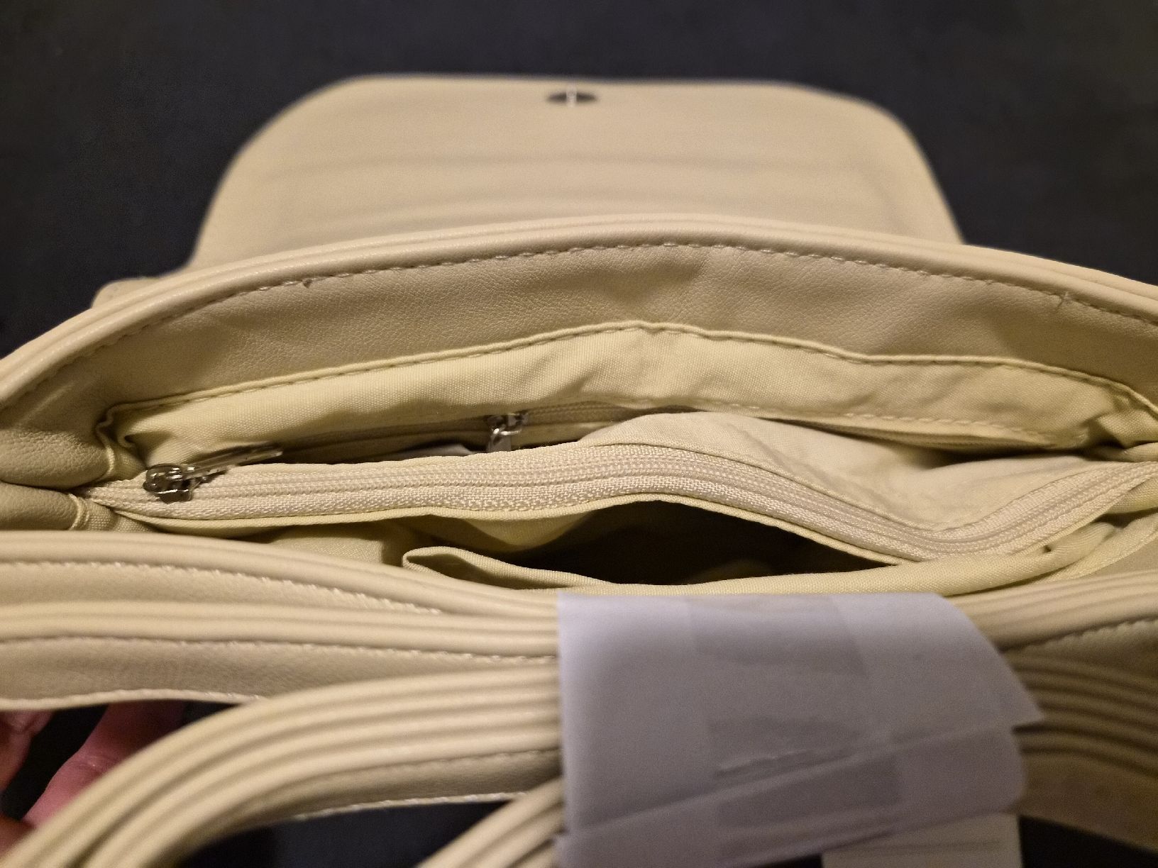 Taschen für Damen: Marc Chantal Handtasche echt leder – Neu und originalverpackt aus Dietikon von Eleda 4