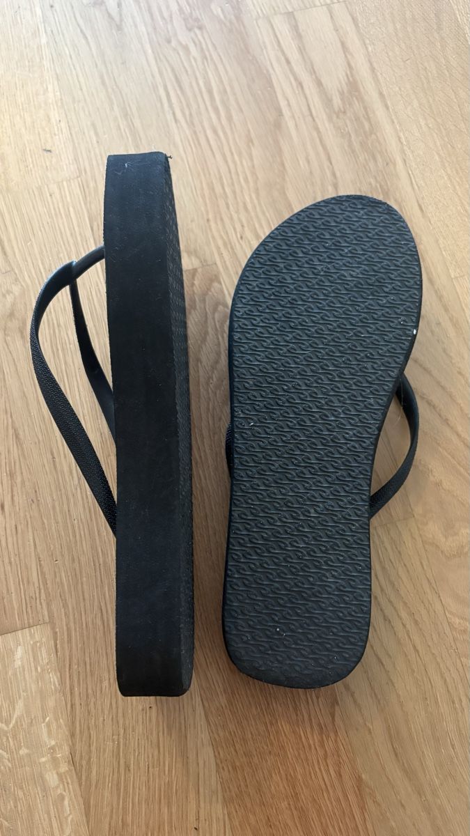 Rip Curl Scarpe da donna: Flip Flop Plateau Rip Curl 40/41 – Nuovo (secondo la descrizione) da Bern venduto da best.secondhand 1