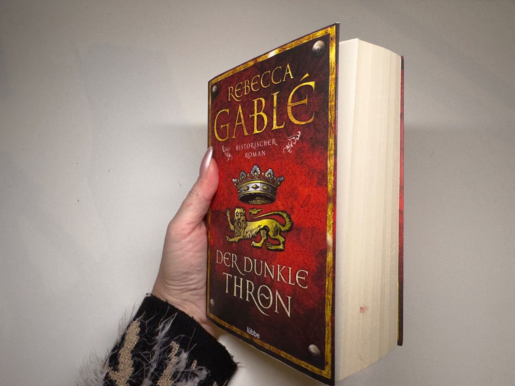 Libri: ROMAN: Rebecca Gable, Der dunkle Thron – Usato da Grosswangen venduto da Deutsche_Romane 1