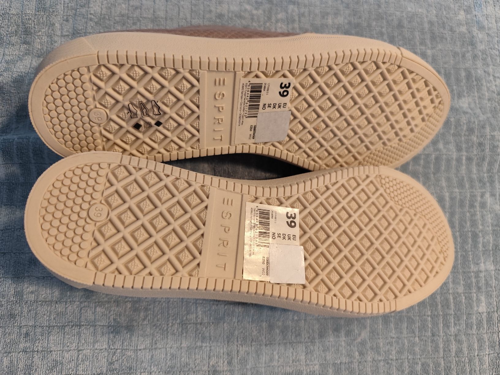 Esprit Damenschuhe: Esprit Slipper Gr. 39 Snakeskin Optik - Neu! – Neu (gemäss Beschreibung) aus Düdingen von Feuerblitz61 2