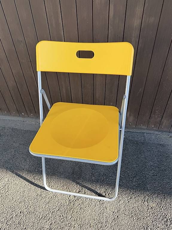 Ikea Chaises: Ikea Klappstuhl – D'occasion à Zug par mel_kyra 1