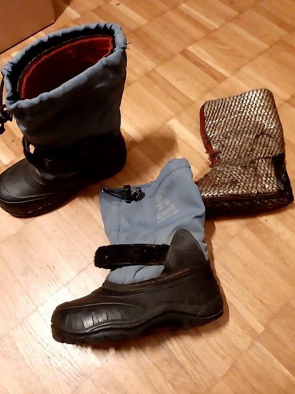 Schuhe für Jungen: Winterstiefel Gr.13 – Gebraucht aus Langendorf von KarinZum