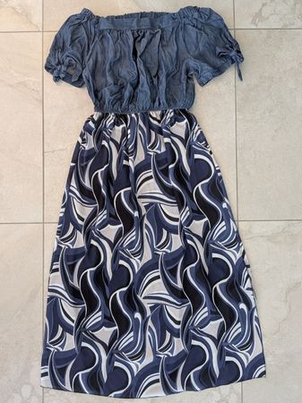 Leichtes Midi-Kleid mit schönem blau-weiss Muster, Grösse M