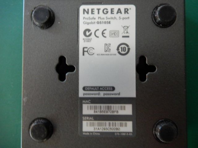 Netgear Hubs & Switches: NETGEAR ProSafe Plus Switch GS105E – Gebraucht aus Rapperswil SG von  6