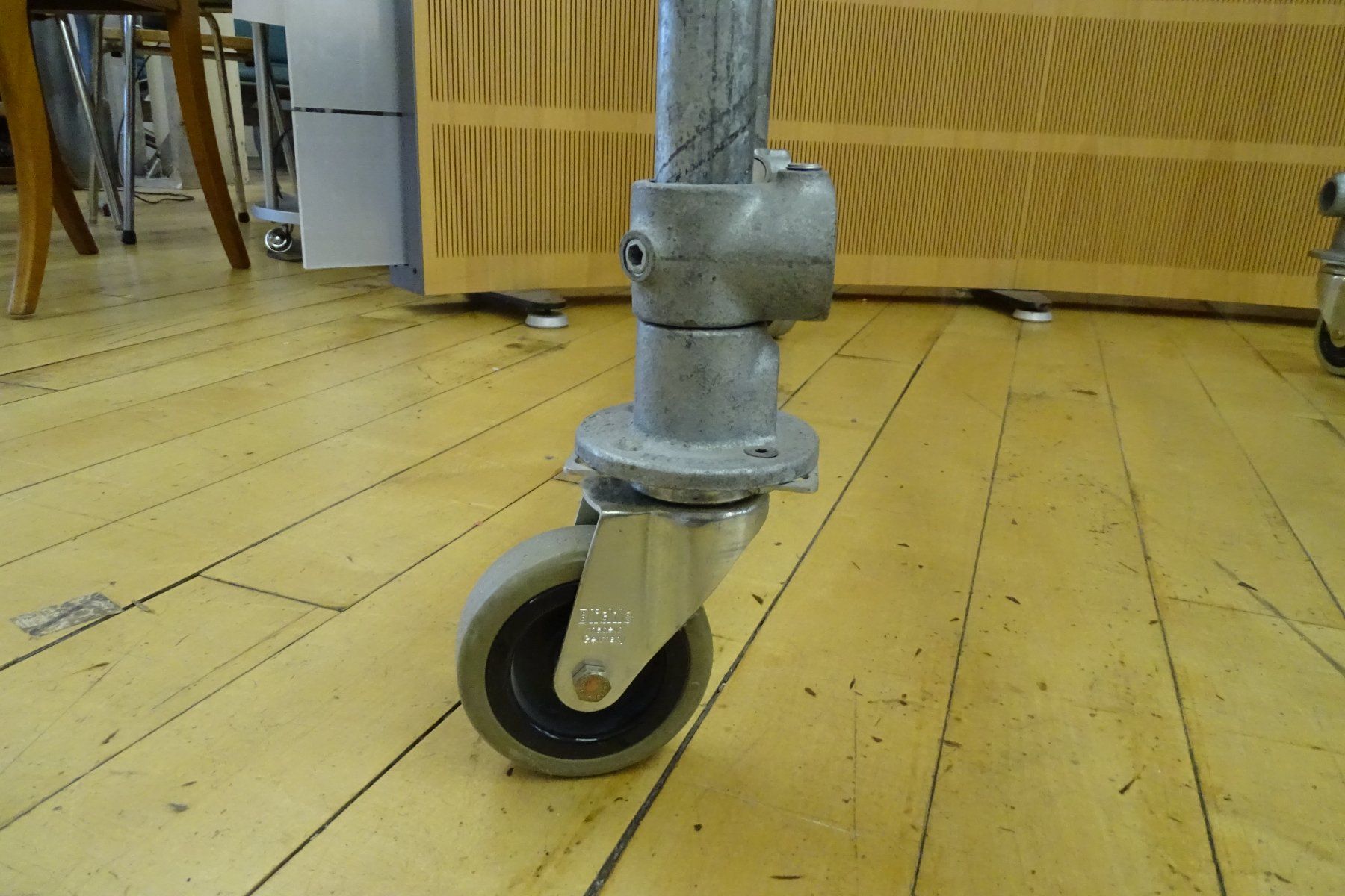 Altro in Decorazioni & Accessori: Industrie-Rollständer / Rohrgestell – Usato da Solothurn venduto da noa_y55k 2