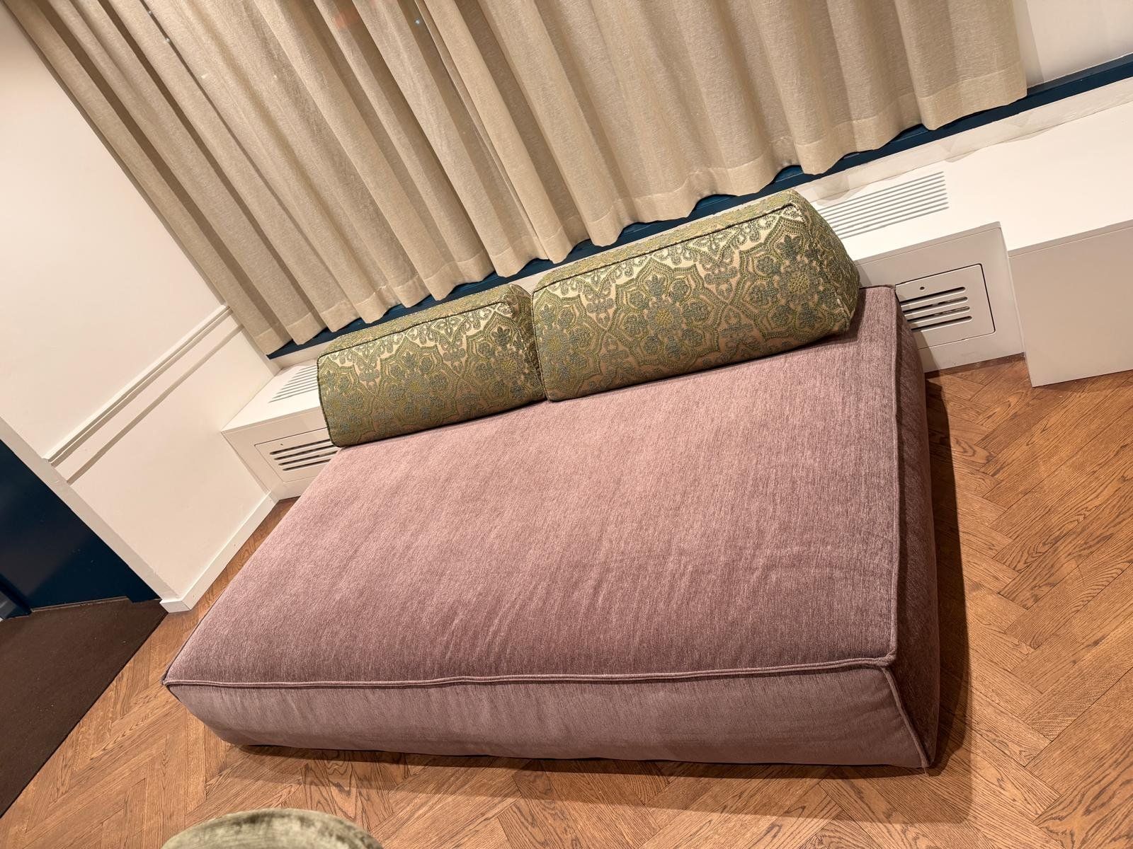 Divani: hochwertige Designerlounge – Usato da Zürich venduto da Sherryleonetremonte