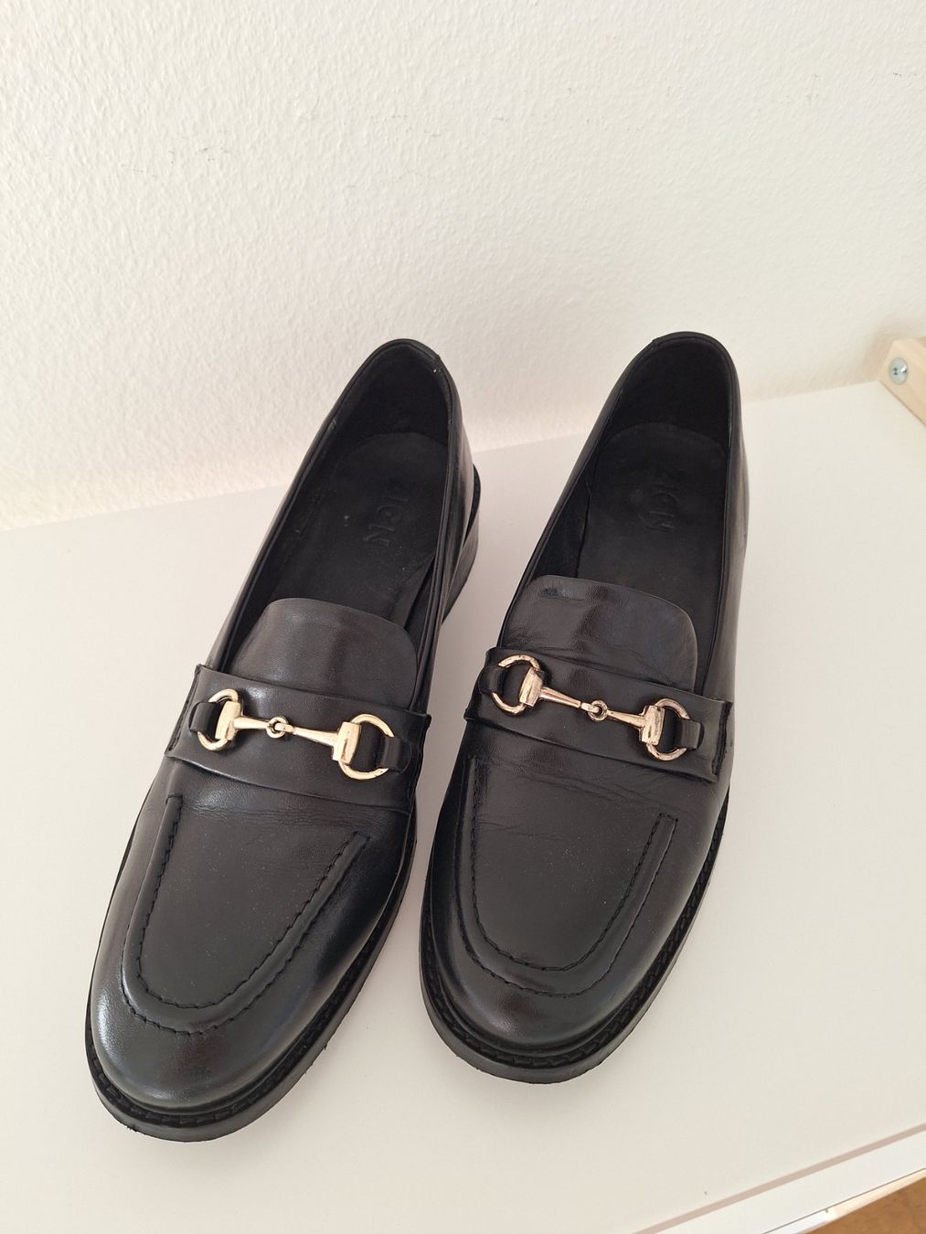 Damenschuhe: Zign Loafer schwarz Gr.43 – Gebraucht aus Solothurn von uca_k26x