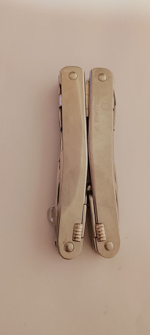Victorinox Tutti gli attrezzi: Victorinox Multitool Sackmesser  – Usato da Biel/Bienne venduto da Vintage-timearts 3