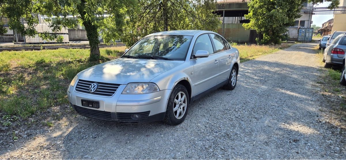 VW Automobili: VW Passat 1.9 TDI – Usato da Bülach venduto da _milziv