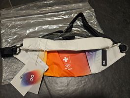 On swiss Olympic Waistpack 2L. Bauchtasche