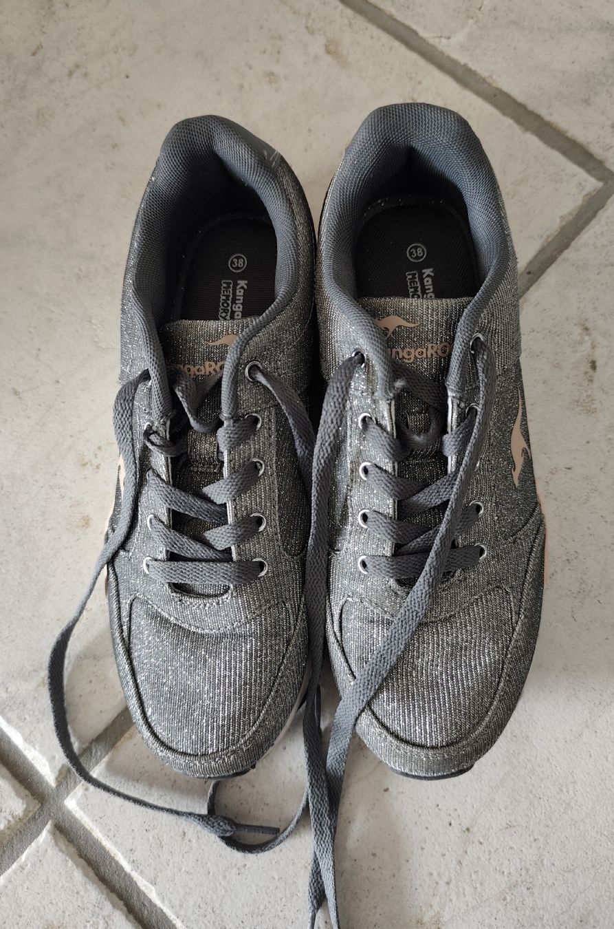 Scarpe da donna: KangaROOS Freizeitschuh  – Usato da Chur venduto da Rodanisa 6