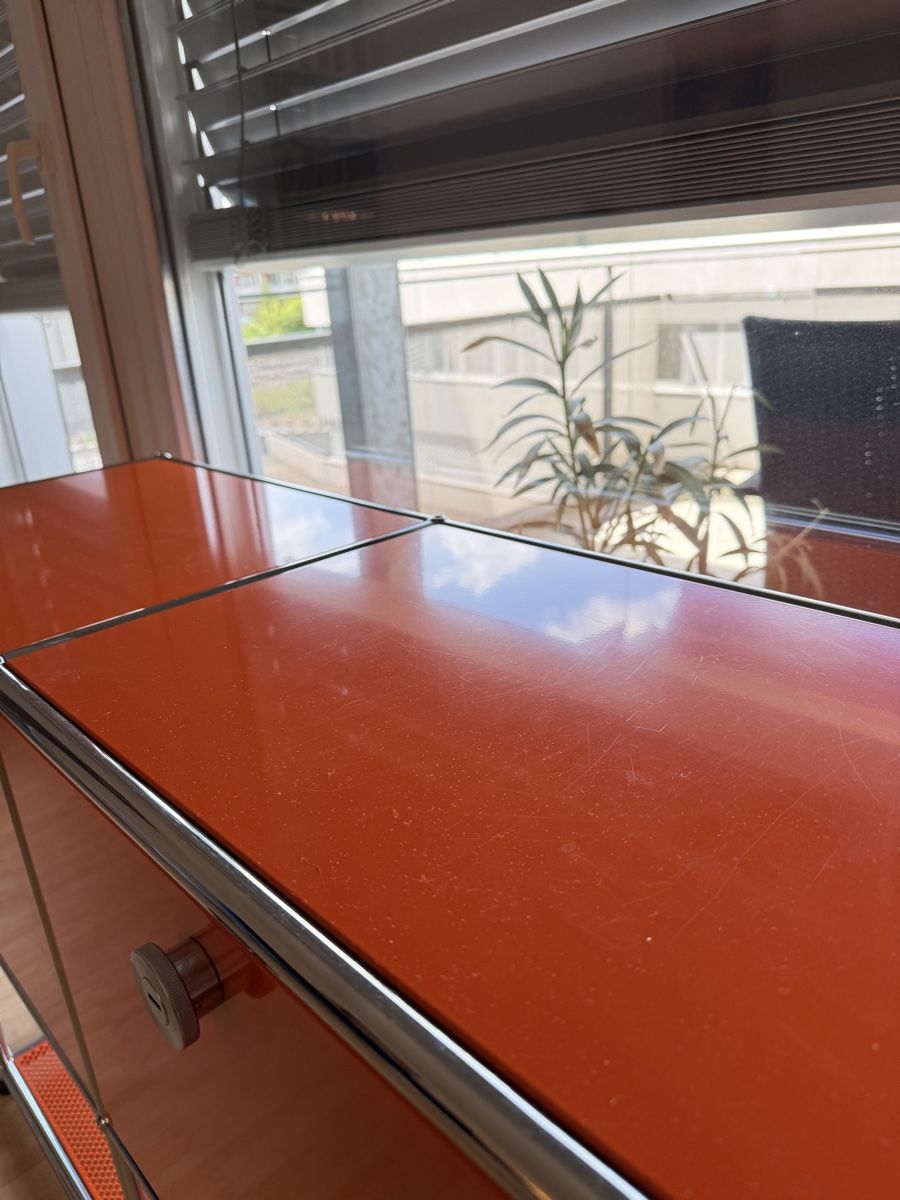 USM Cassettiere: USM Haller Sideboard Orange 3x2 – Usato da Zürich venduto da balio 7