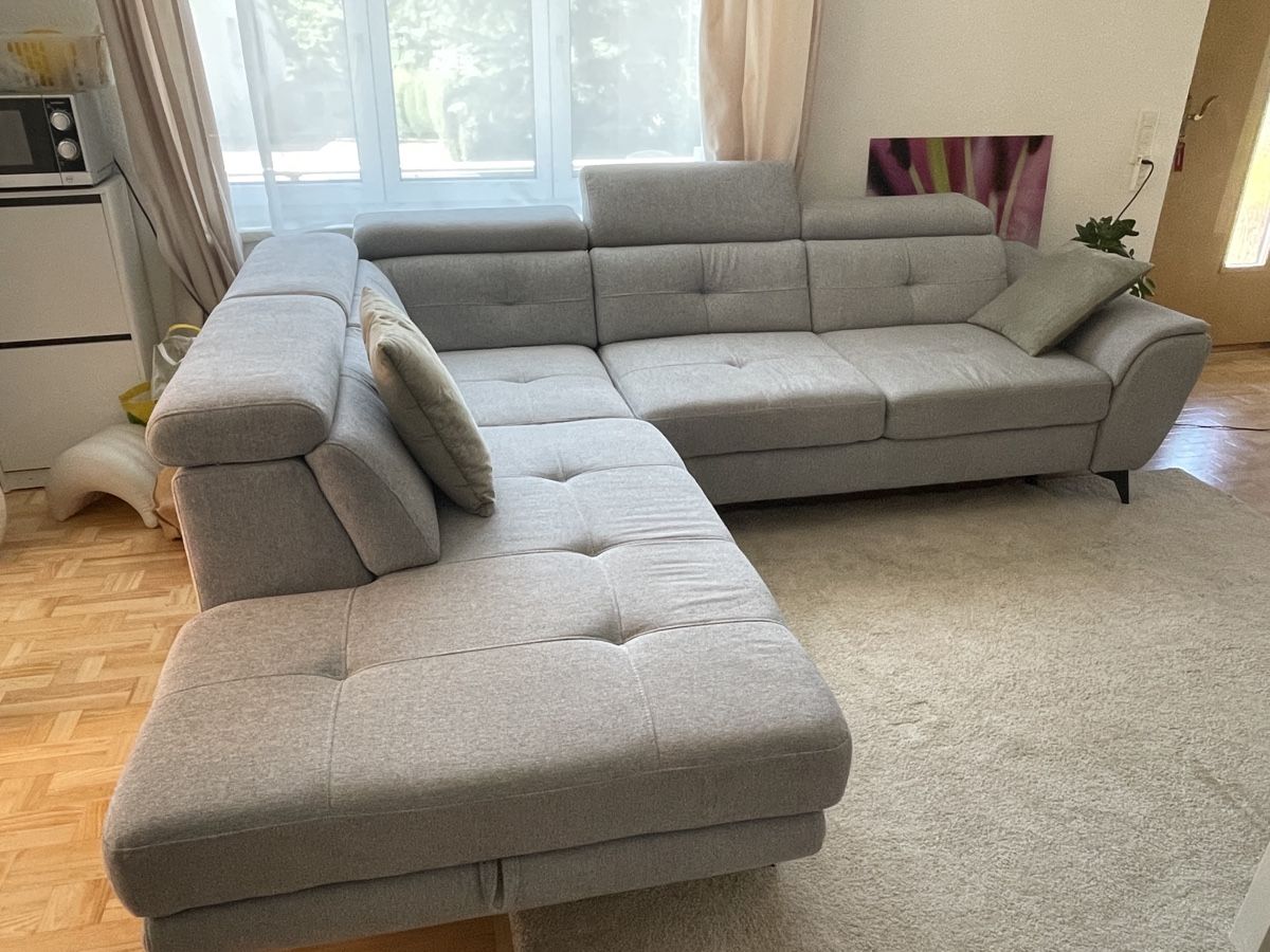 Divani: Ecksofa Stoff grau mit Bettfunktion und Stauraum – Usato da Rickenbach BL venduto da rybenz 1