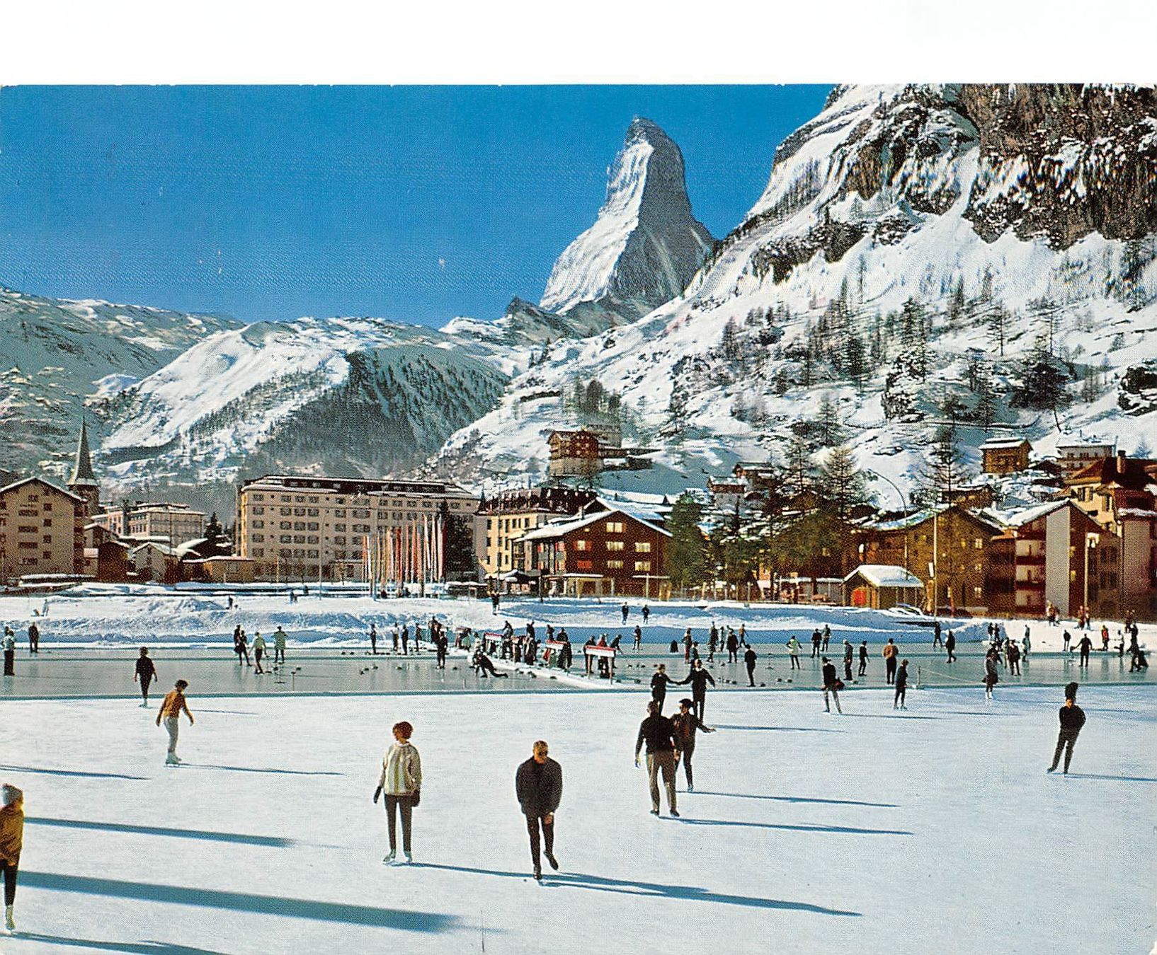 Cartes postales: Zermatt, Eisbahn, Curling Rinks – D'occasion à Ottikon b.Kemptth. par Neptun1974
