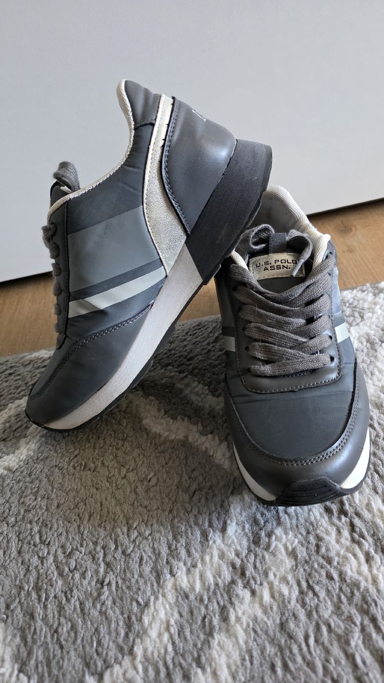 US Polo Damenschuhe: U.S. Polo Damen-Sneaker – Gebraucht aus Bürglen TG von ici_5dcg