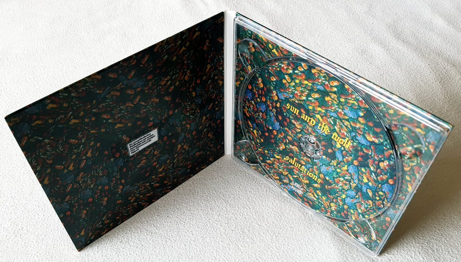 CD: Sun And The Wolf – Salutations - CD - 2014 - First Press – Usato da Uster venduto da Zardodel 3