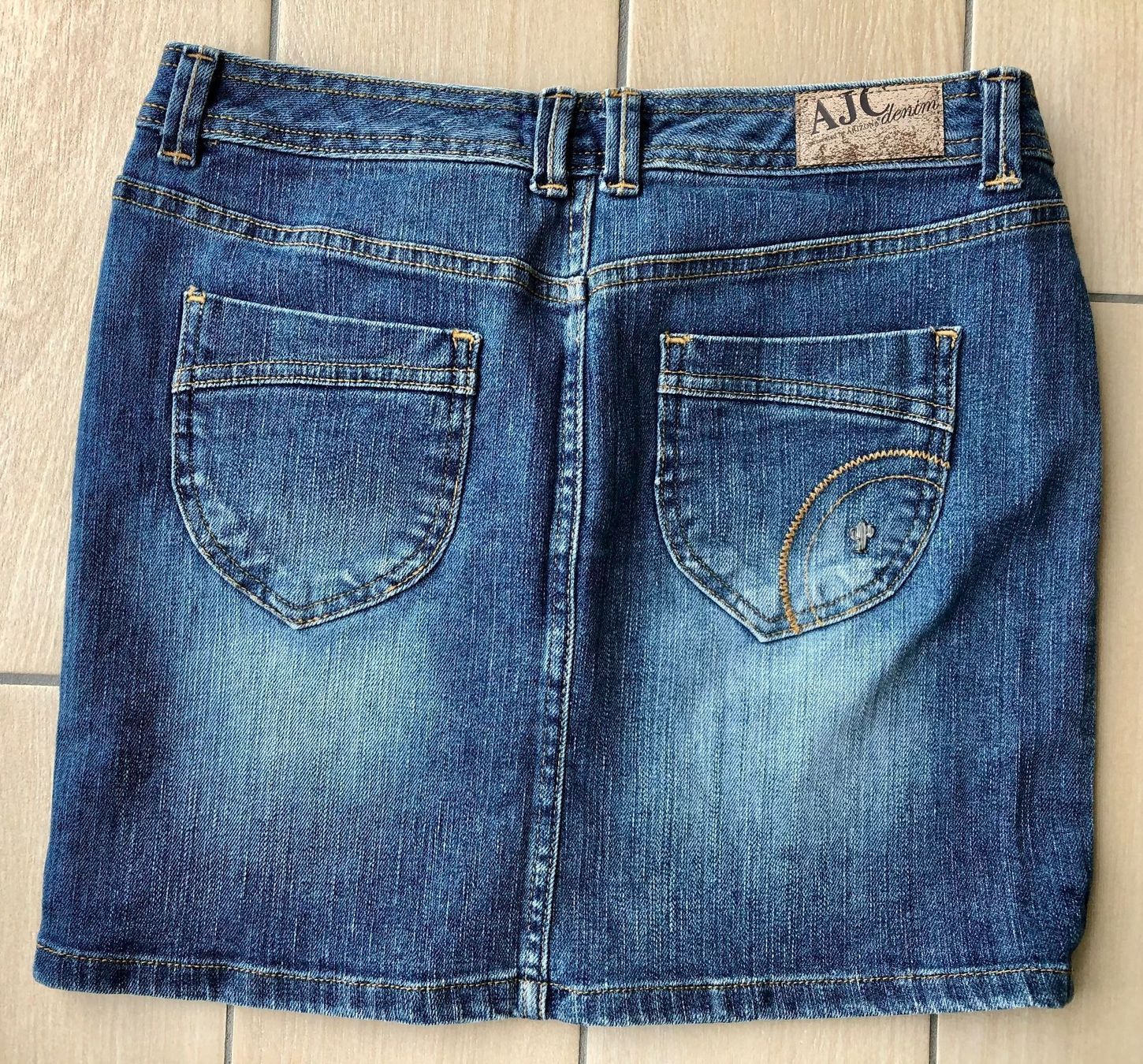 Gonne: Mini jupe jeans 36 – Nuovo (secondo la descrizione) da Moutier venduto da chicboutique 1