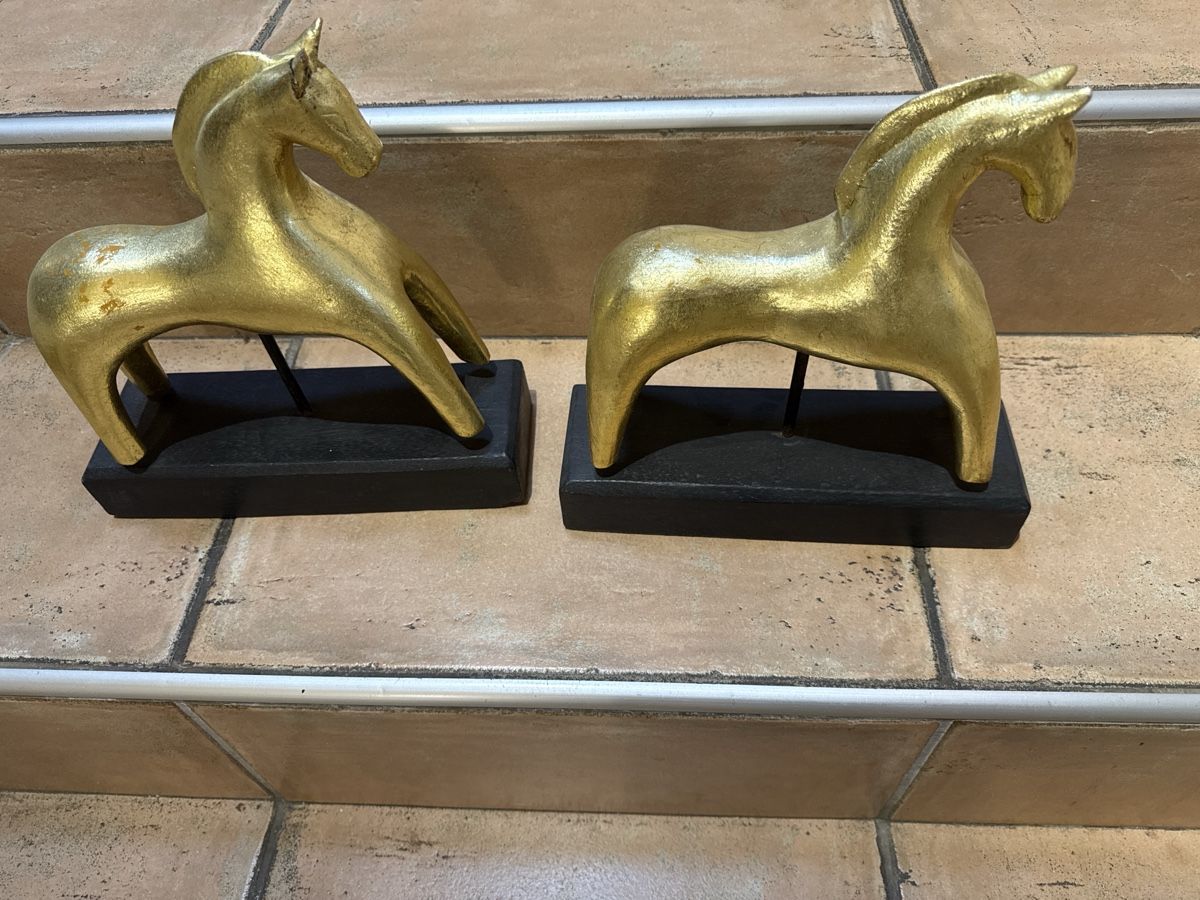 Sculture & Statue: Pferde Figuren – Usato da Horriwil venduto da Carrera68 5