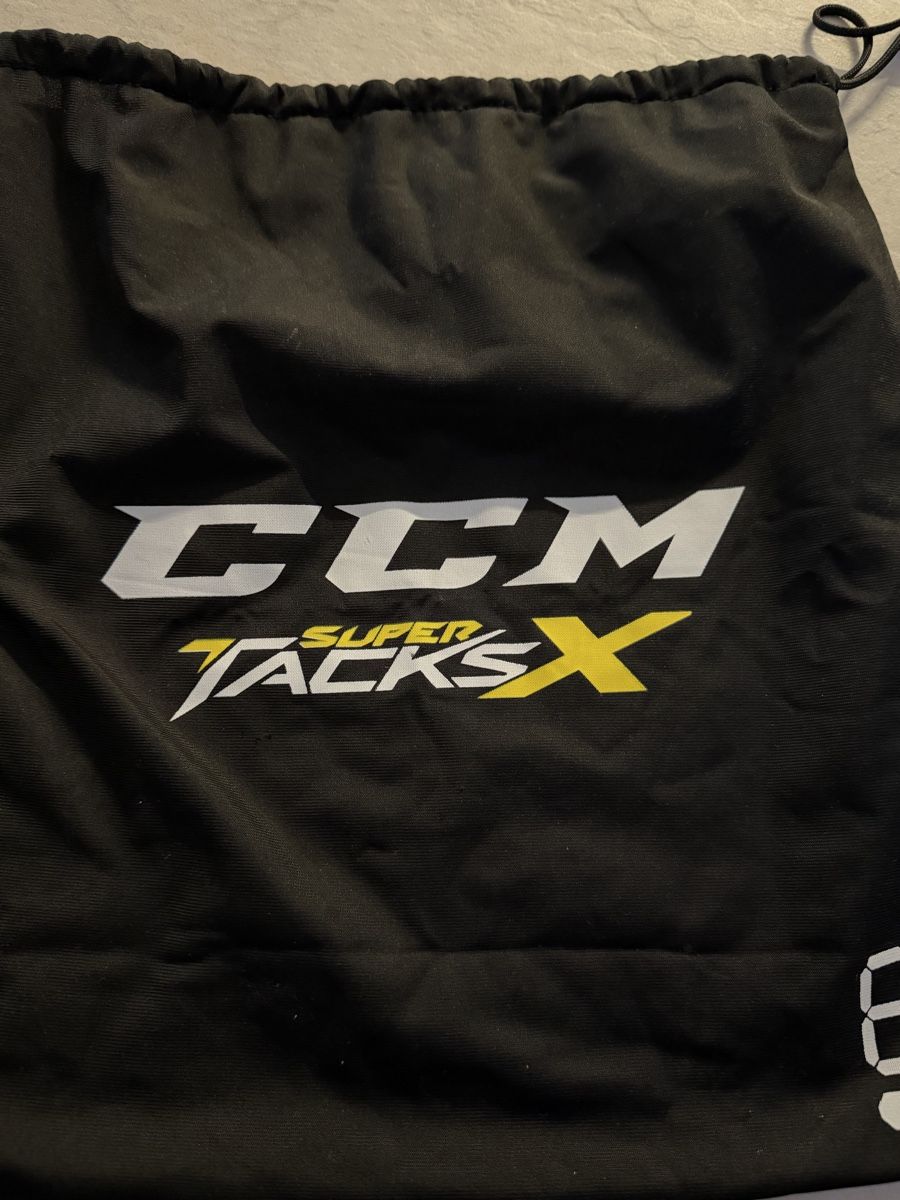 Ccm Caschi: Eishockey Helm – Nuovo (secondo la descrizione) da Chur venduto da sarav33 2