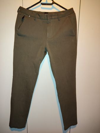 BOSS Kaito Slim Fit Hose Olivgrün Gr. M