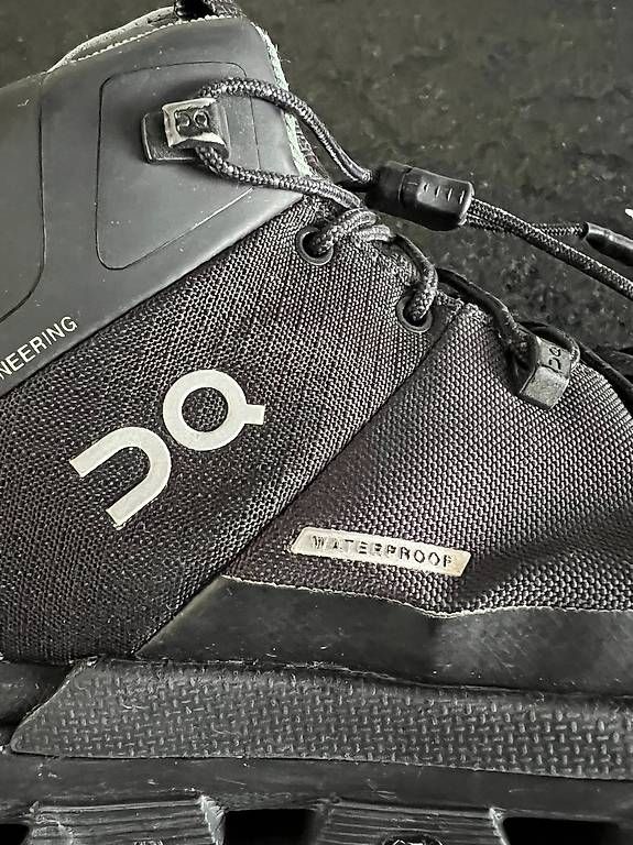 On Herrenschuhe: On Cloud Cloudtrax Waterproof W Black Grösse 39 Wanderschuhe – Gebraucht aus Arlesheim von FS_79 4