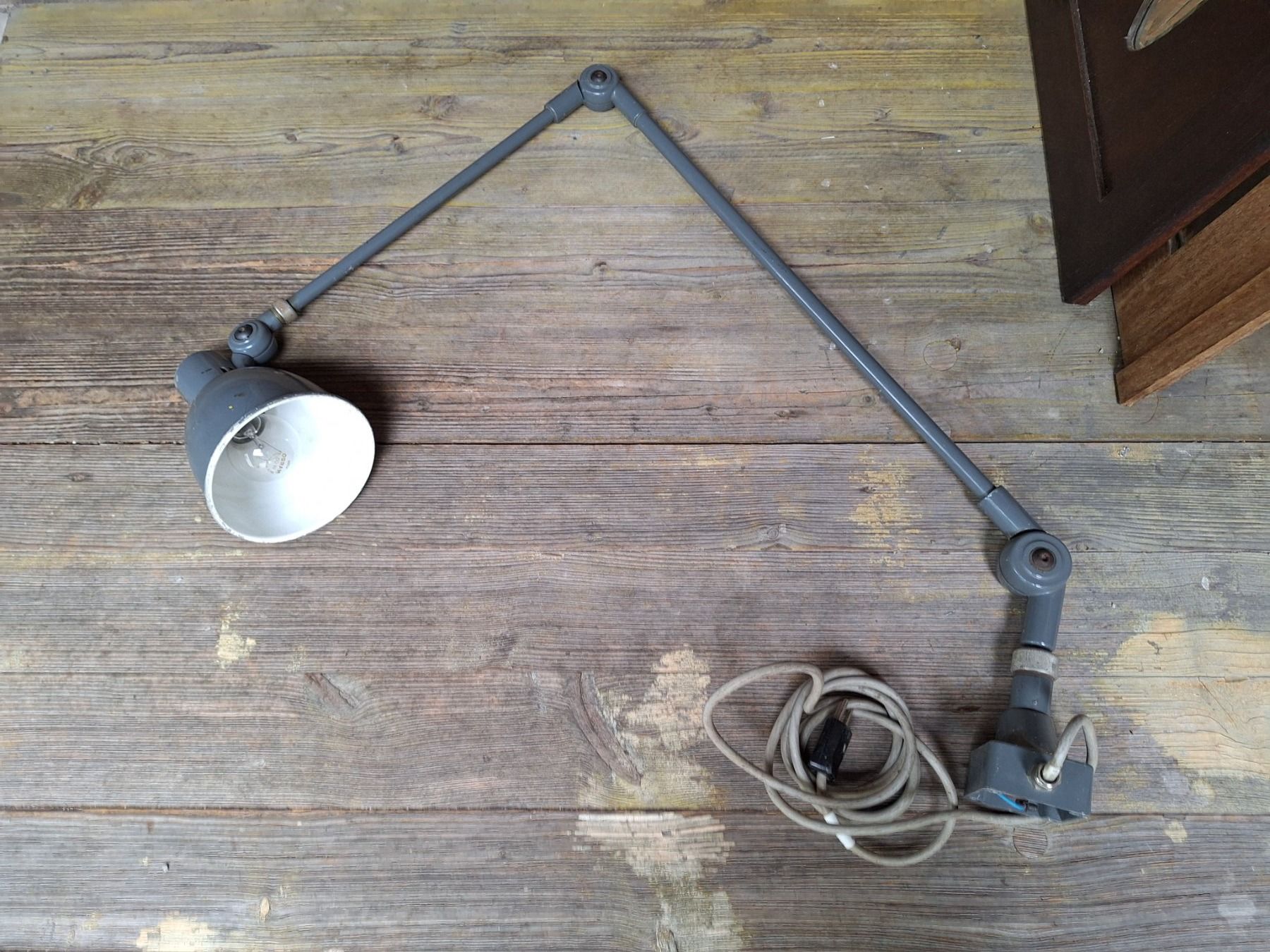 Lampade: Antike Industrie - Lampe – Usato da Weinfelden venduto da JoeBaer